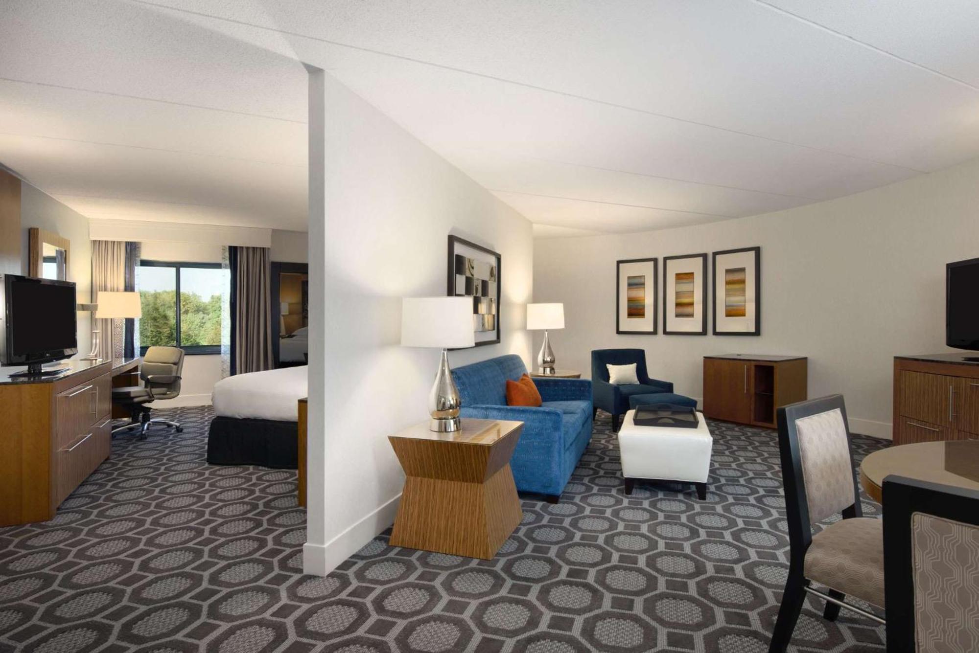 Hilton Long Island/Huntington Hotel Melville Exterior foto