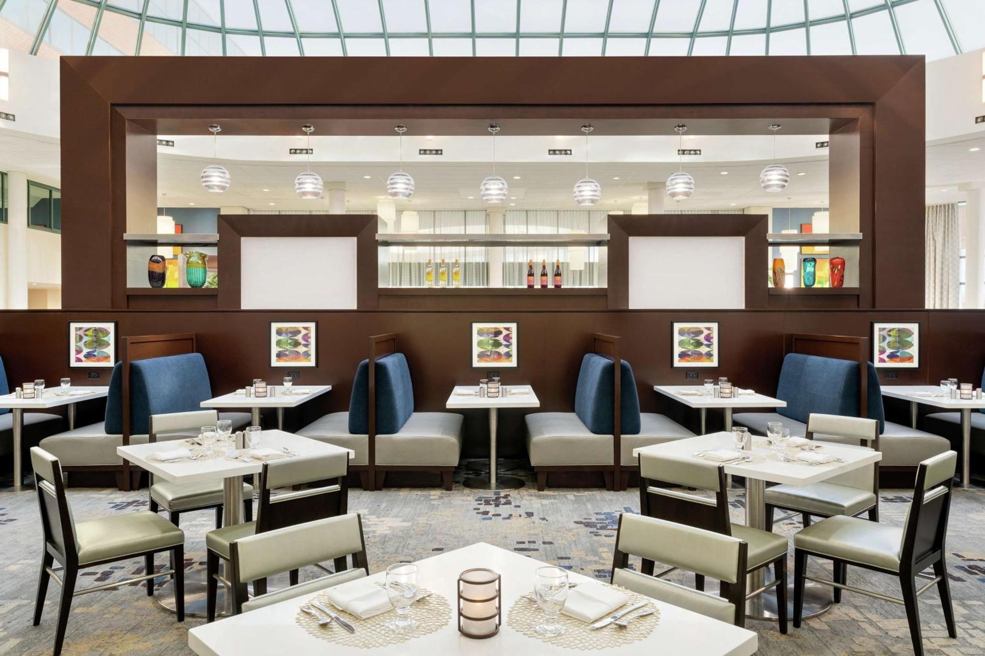 Hilton Long Island/Huntington Hotel Melville Exterior foto